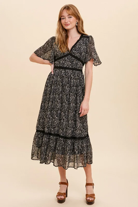 Women's midi dress cinch glow -Black Paisley Flutter Sleeve Midi Dress