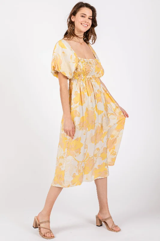 Women's midi dress peach glow -Yellow Floral Square Neck Smocked Short Puff Sleeve Midi Dress