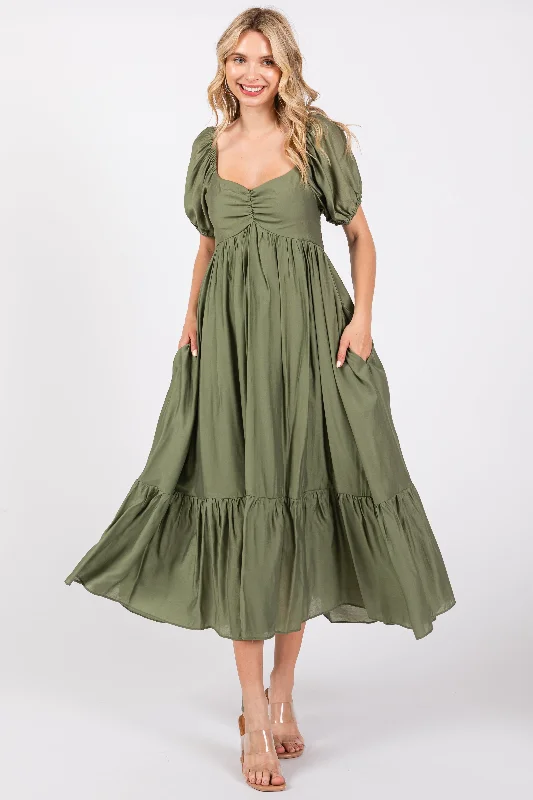 Women's midi dress neat pop -Olive Ruched Sweetheart Neck Tiered Midi Dress