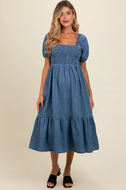 Women's midi dress neat pop -Blue Vintage Wash Chambray Smocked Maternity Midi Dress