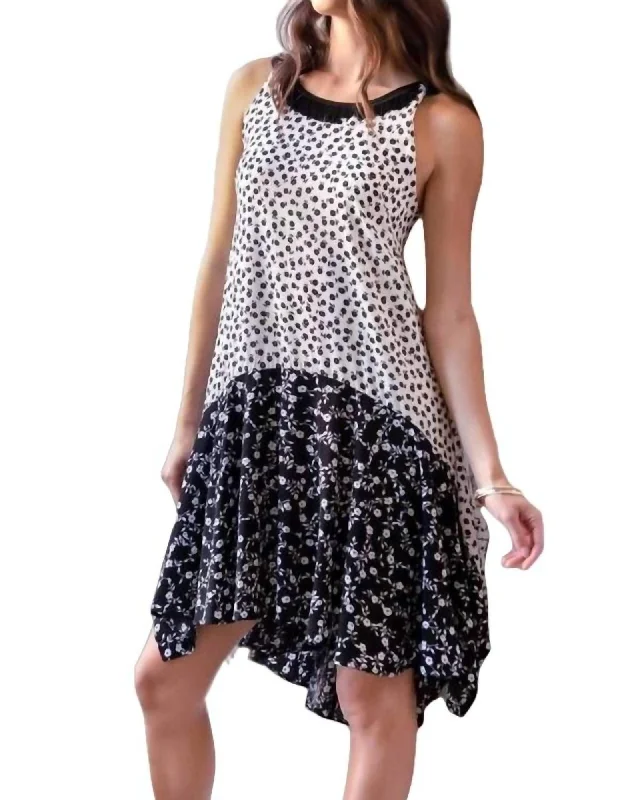 ladies-floral-dress-viral-vibe-Claire Dress In Black/White Floral | Black/White Floral