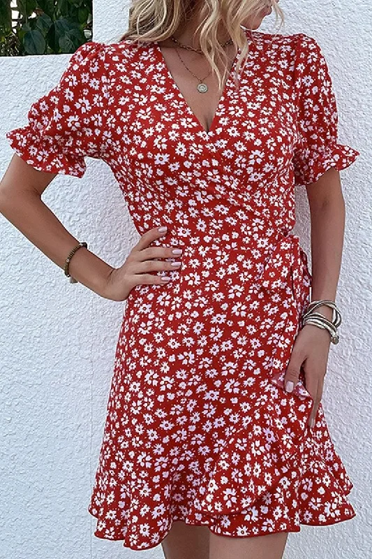 ladies-floral-dress-petite-poppy-FLORAL RUFFLED V NECK SHORT DRESS