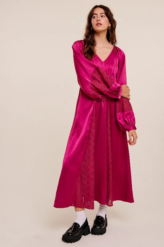 Women's floral dress sage pop -Magenta V-Neck Pleated Maxi Dress With Lace Detailing