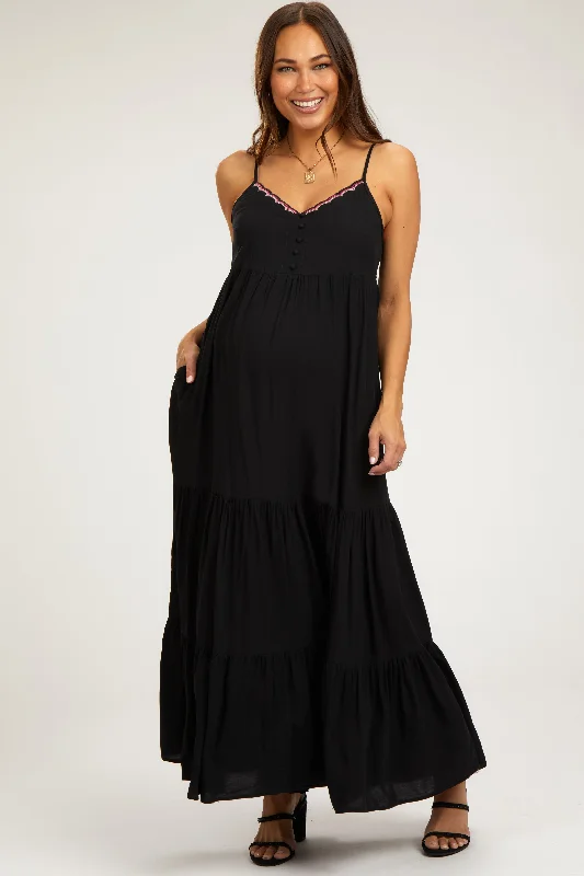 Women's floral dress silk flair -Black Scalloped Embroidered Neckline Maternity Maxi Dress